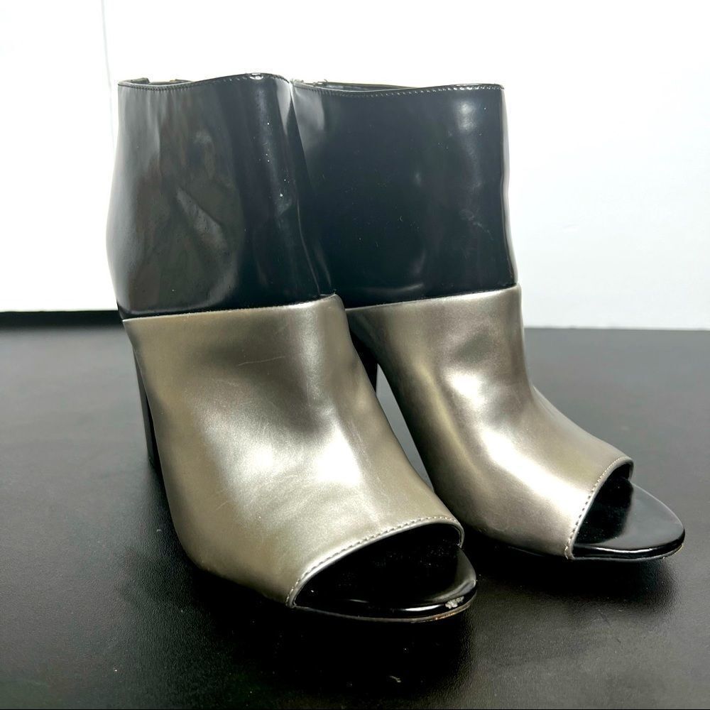 Sam Edelman Circus NORTH 7.5M Black/Silver Leather Peeptoe Bootie Block Heel